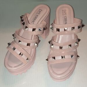 Cape Robbin platform block heels size 9 Blush spike trim